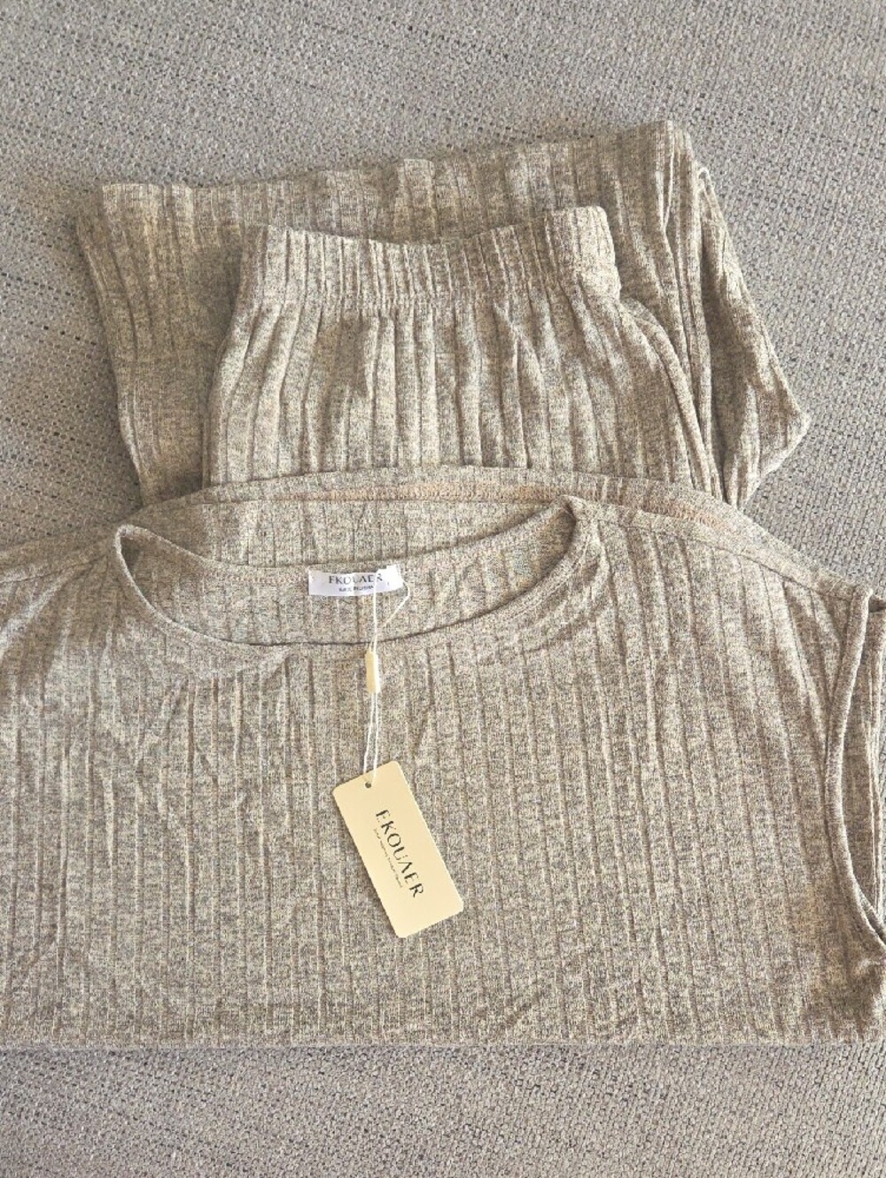 Ribbed Knit Lounge Set in Heathered Beige